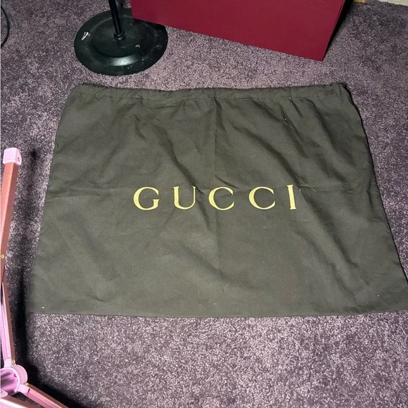 Gucci Britt Tassel Flap Bag Guccissima Metallic Gold w Tassel, dust bag and box - Picture 11 of 16